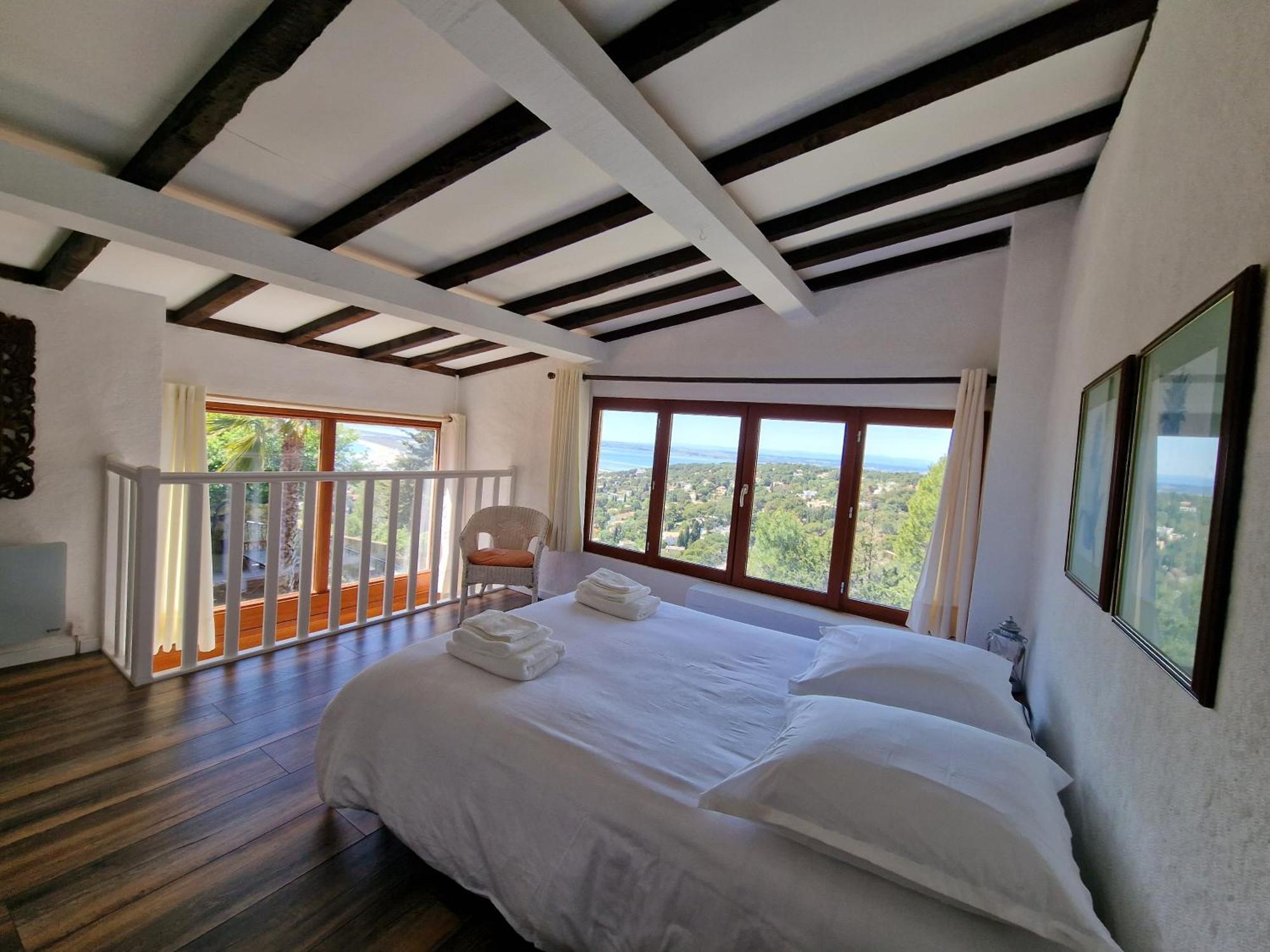 Clarte Villa Sete