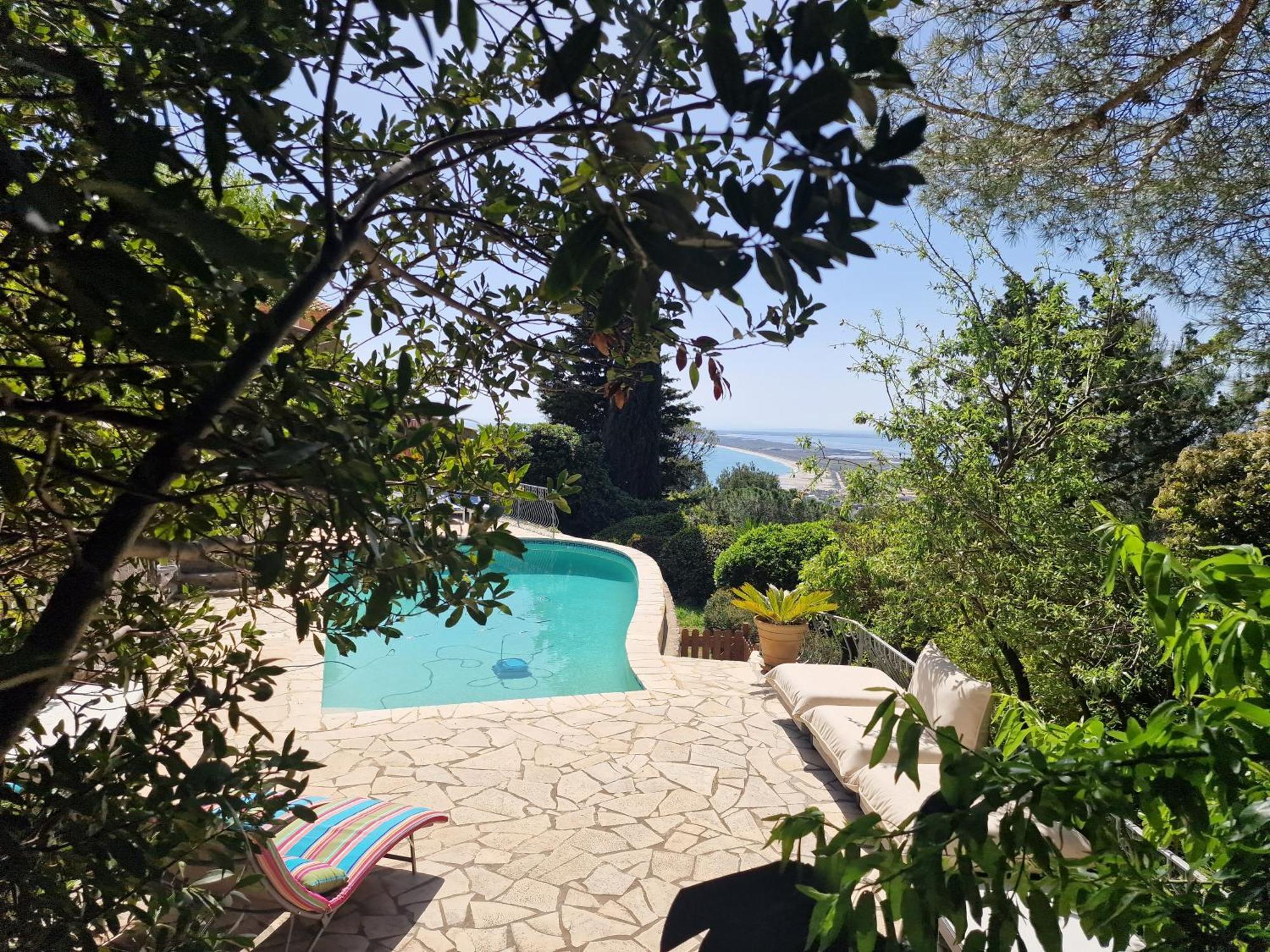 Clarte Villa